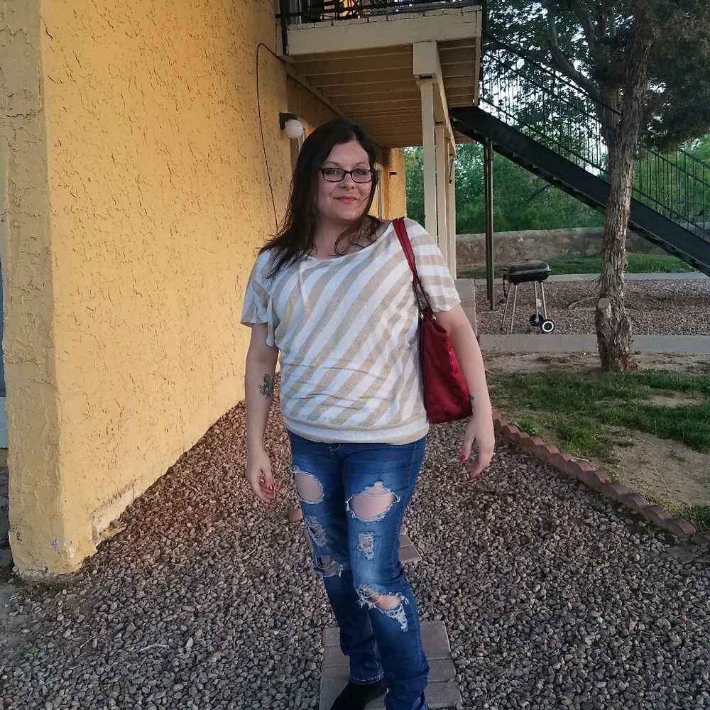 Meet your Posher, Crystena